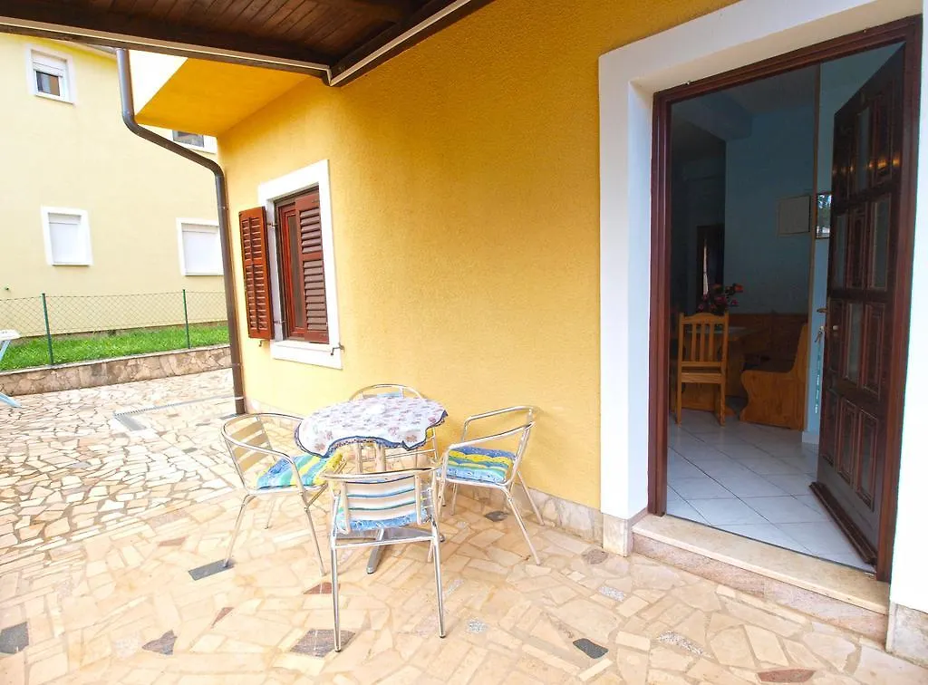 Apartments Joko 1160 Pula